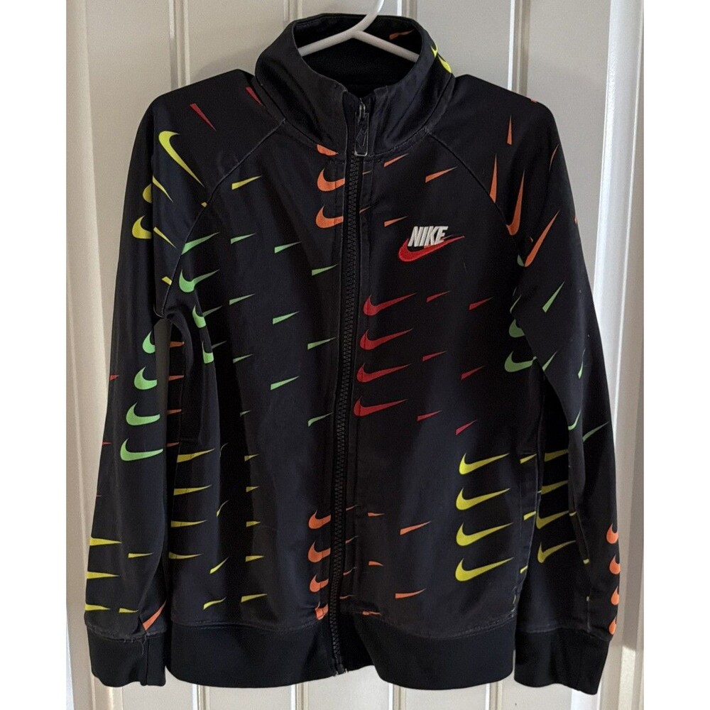 Boy’s Black Nike Multicolor Swoosh Pattern Zip Up Active Track Jacket Size 5/6
